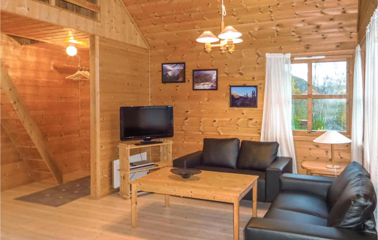 Amazing Home In Vallavik With House Sea View Vangsbygd Εξωτερικό φωτογραφία
